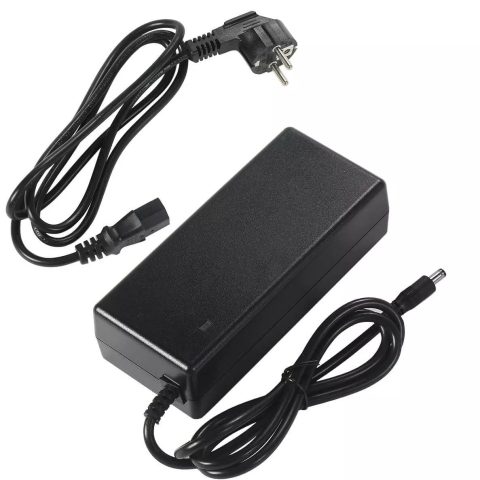 Chargeur 29,4V pour batteries lithium-ion de vélos électriques et trottinettes