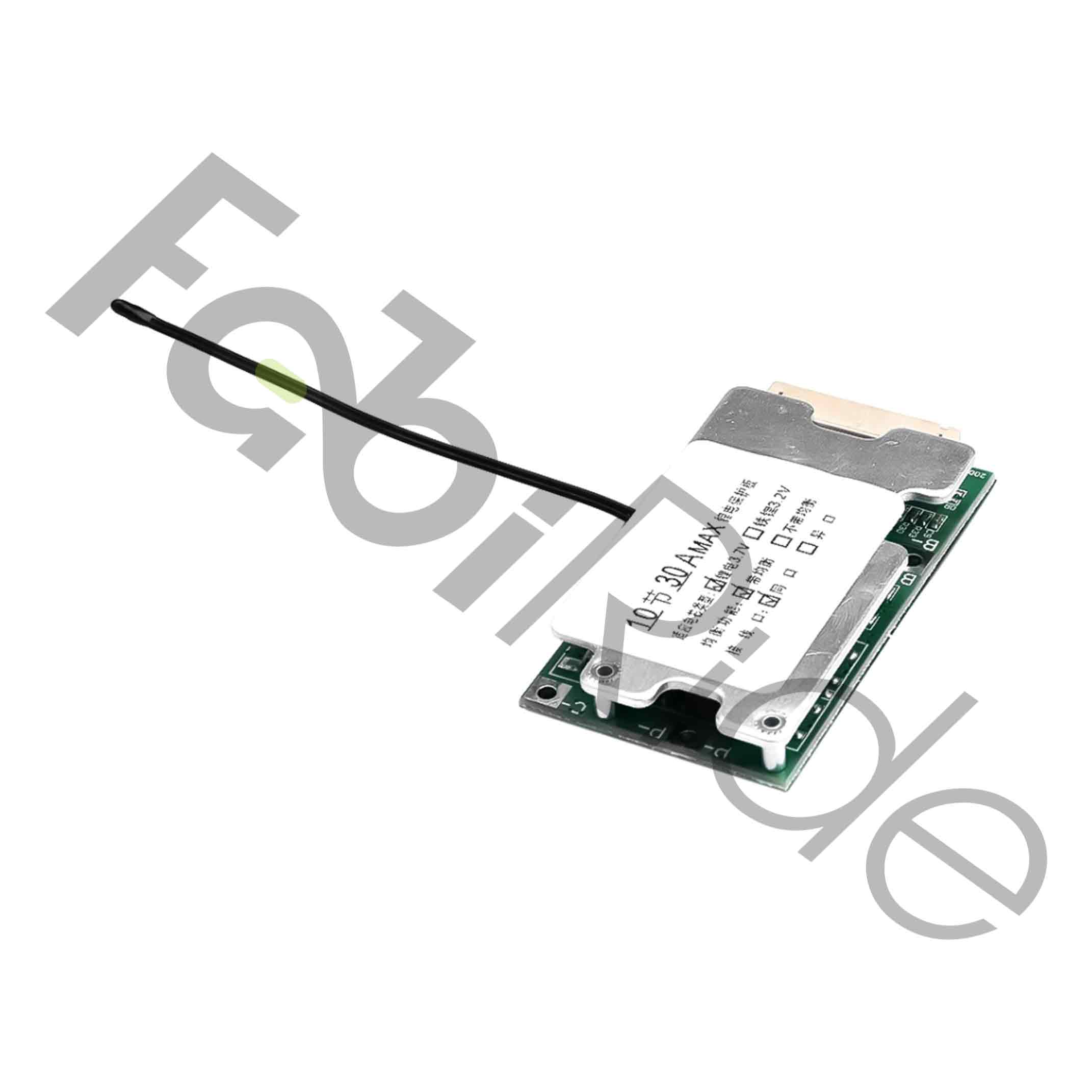 Schutzplatine BMS 10S 36V mit Abmessungen 64 × 35 mm und MOSFET-Bestückung