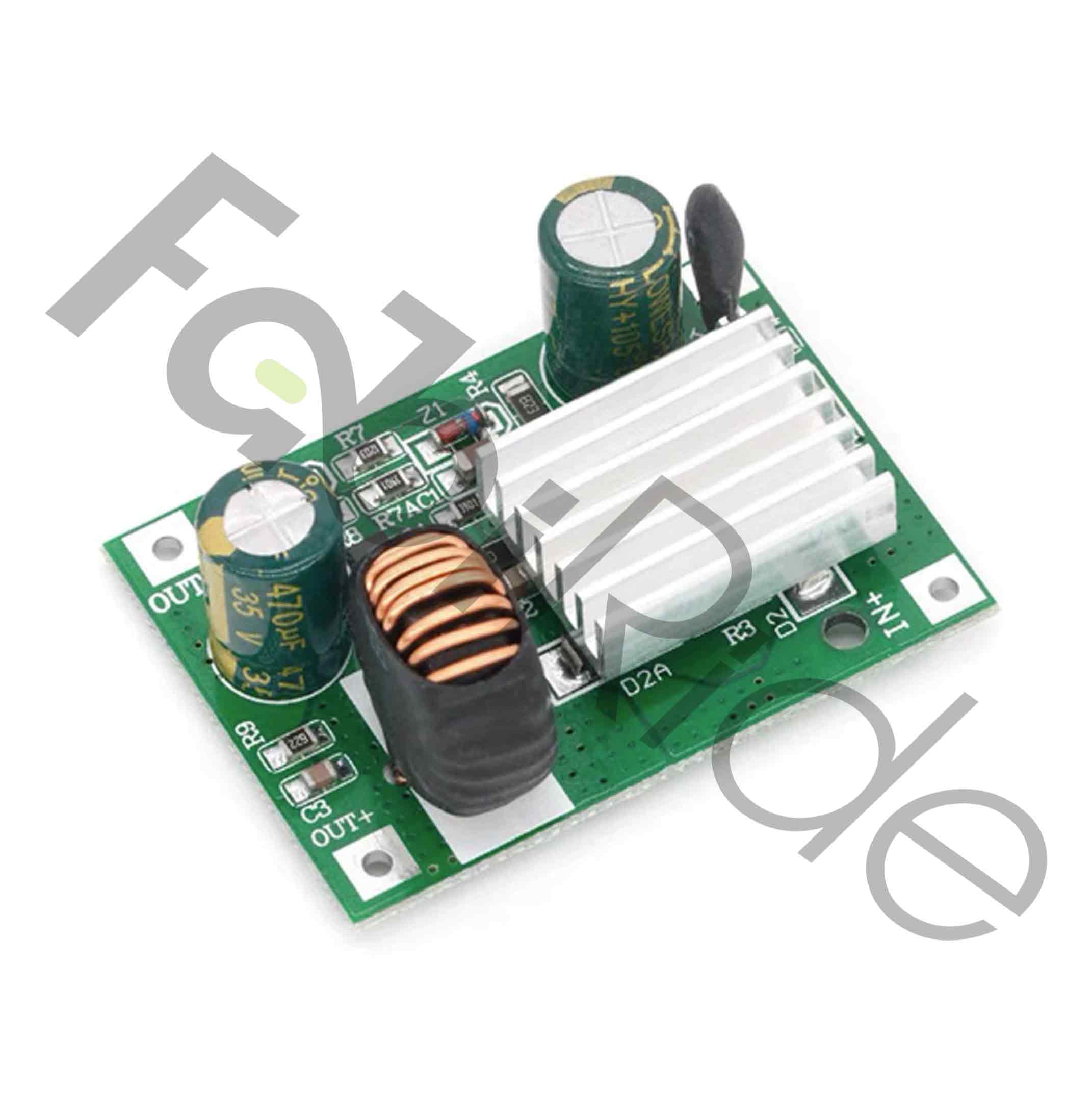 Spannungswandler versorgt 12V Scheinwerfer, Hupe und GPS-Modul am Elektromotorrad